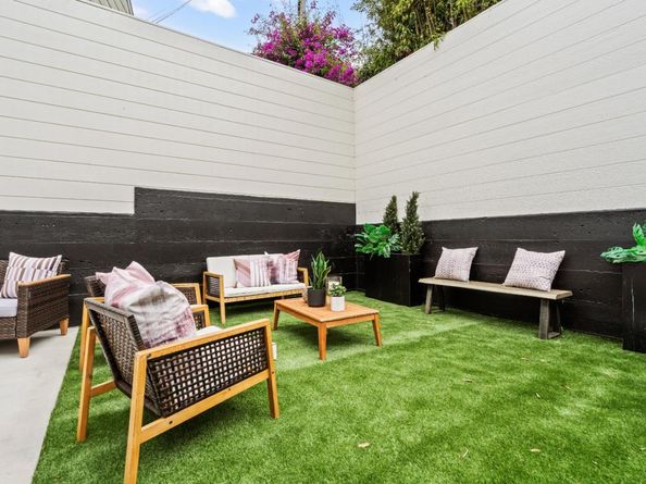 17 30th Street, San Francisco CA 94110