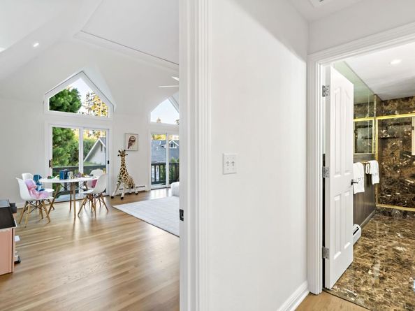 136 Finger Avenue, Redwood City CA 94062