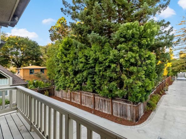 136 Finger Avenue, Redwood City CA 94062