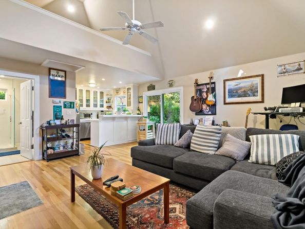 136 Finger Avenue, Redwood City CA 94062
