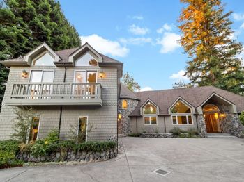 136 Finger Avenue