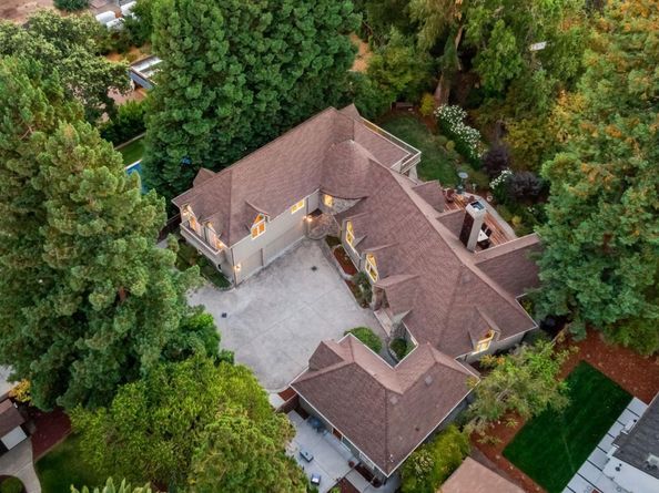 136 Finger Avenue, Redwood City CA 94062