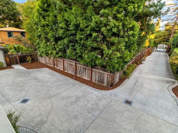136 Finger Avenue, Redwood City CA 94062