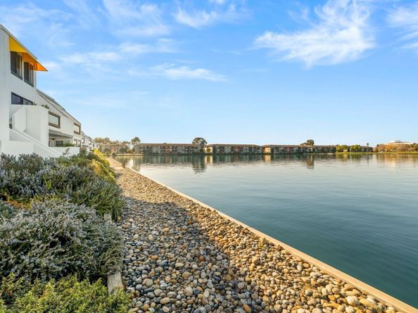 614 Portofino Lane, Foster City CA 94404