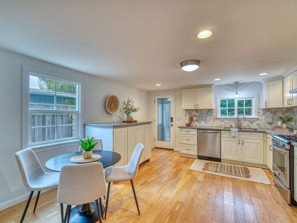 1749 43rd Avenue, Capitola CA 95010