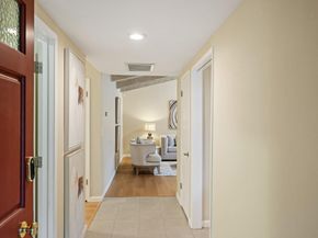 14355 Saratoga Avenue B, Saratoga CA 95070