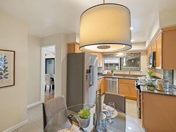 14355 Saratoga Avenue B, Saratoga CA 95070