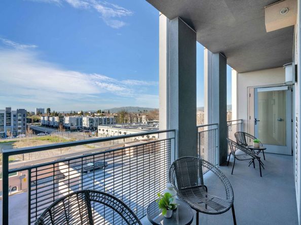 175 W Saint James Street 607, San Jose CA 95110
