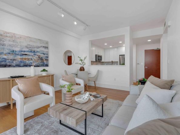 175 W Saint James Street 607, San Jose CA 95110