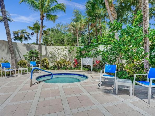 6051 N Ocean Dr PH5, Hollywood FL 33019