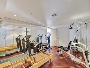 6051 N Ocean Dr PH5, Hollywood FL 33019