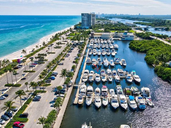6051 N Ocean Dr PH5, Hollywood FL 33019