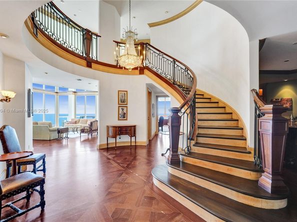 6051 N Ocean Dr PH5, Hollywood FL 33019