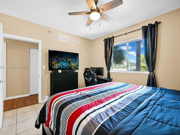 11040 SW 196th St 208, Cutler Bay FL 33157