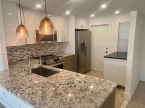 3010 N Course Dr 104, Pompano Beach FL 33069