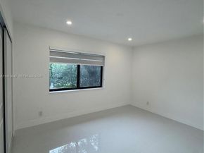 930 NE 163rd St, North Miami Beach FL 33162