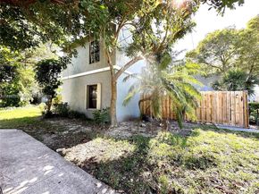 15 Crossings Cir A, Boynton Beach FL 33435