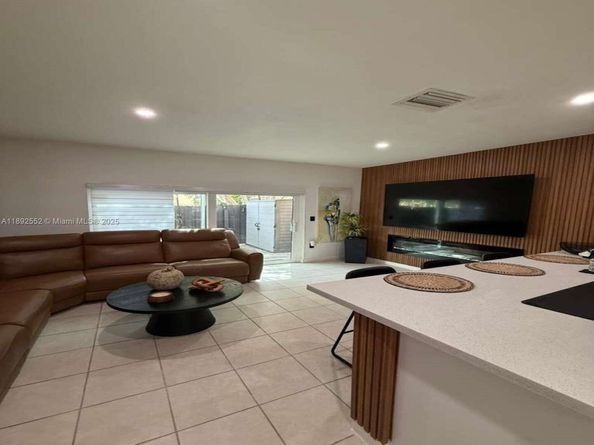 3375 NE 15th Dr 10912, Homestead FL 33033