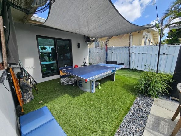 2543 Gulfstream Ln, Fort Lauderdale FL 33312