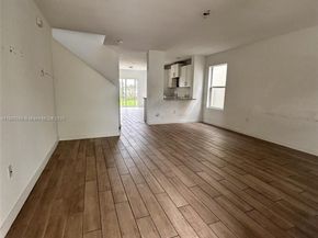 619 NE 4th St, Florida City FL 33034