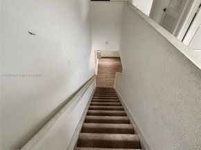 619 NE 4th St, Florida City FL 33034