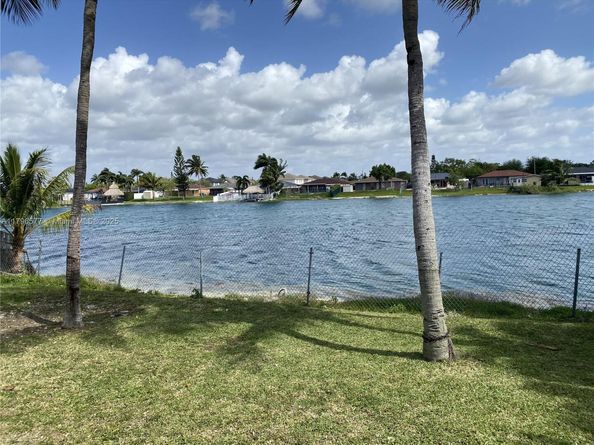 14317 SW 296th St, Homestead FL 33033