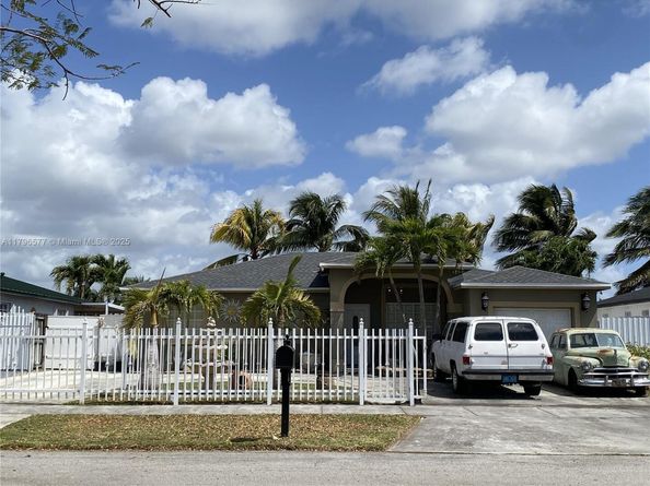 14317 SW 296th St, Homestead FL 33033
