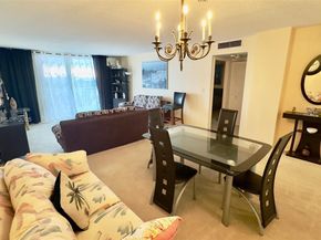 427 Golden Isles Dr 8A, Hallandale Beach FL 33009