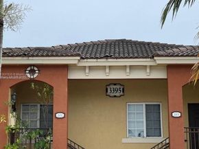 3395 NE 9th St 104, Homestead FL 33033