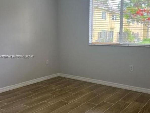 3395 NE 9th St 104, Homestead FL 33033