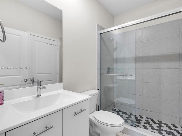 17571 SW 46th St, Miramar FL 33029