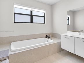 17571 SW 46th St, Miramar FL 33029