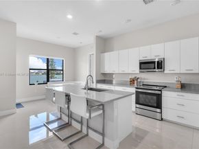 17571 SW 46th St, Miramar FL 33029