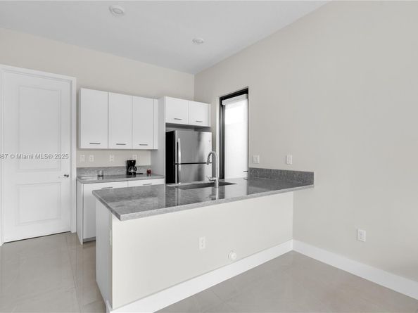17571 SW 46th St, Miramar FL 33029