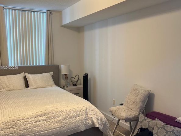 601 NE 23 St 1103, Miami FL 33137