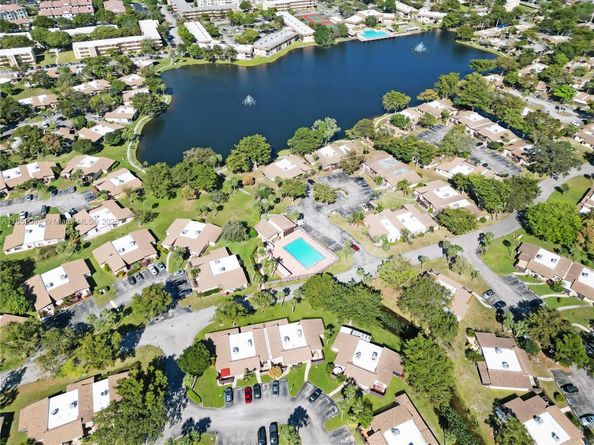114 Essex Rd 136, Hollywood FL 33024
