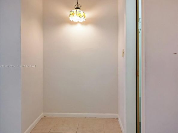114 Essex Rd 136, Hollywood FL 33024