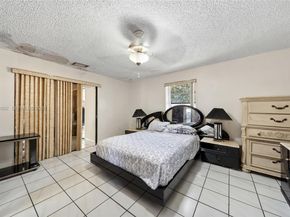 3061 NW 14th St, Miami FL 33125