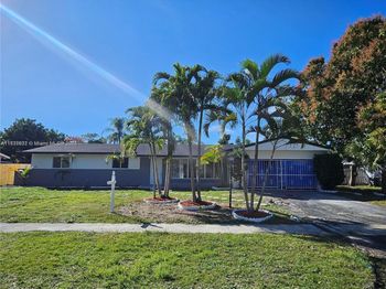 221 SW 53rd Ave
