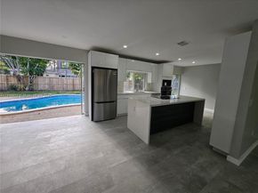 221 SW 53rd Ave, Plantation FL 33317