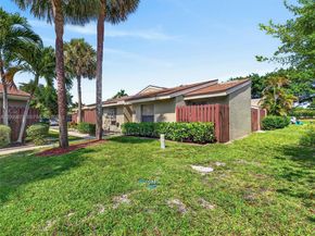 64 Meadows Dr, Boynton Beach FL 33436