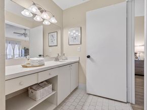 64 Meadows Dr, Boynton Beach FL 33436