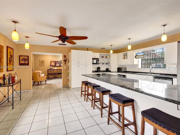 6501 SW 30th St, Miami FL 33155