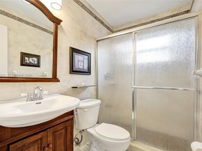 6501 SW 30th St, Miami FL 33155