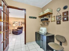 6501 SW 30th St, Miami FL 33155