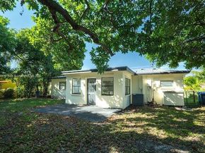 1508 NW 32nd Ave, Lauderhill FL 33311