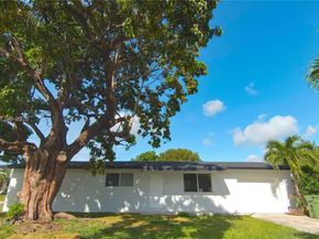 973 NW 8th St, Homestead FL 33030