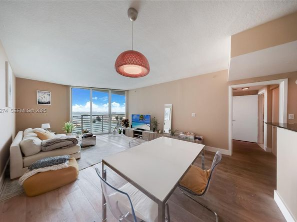 Undisclosed Address #A11926274, Miami FL 33131