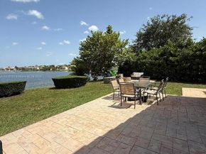 17018 SW 52nd Ct, Miramar FL 33027
