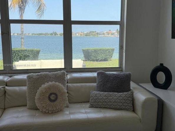 17018 SW 52nd Ct, Miramar FL 33027